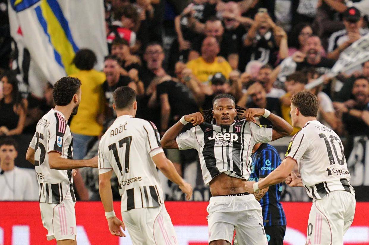 包含意甲后卫三星被评赛季最佳，尤文图斯成大赢家的词条