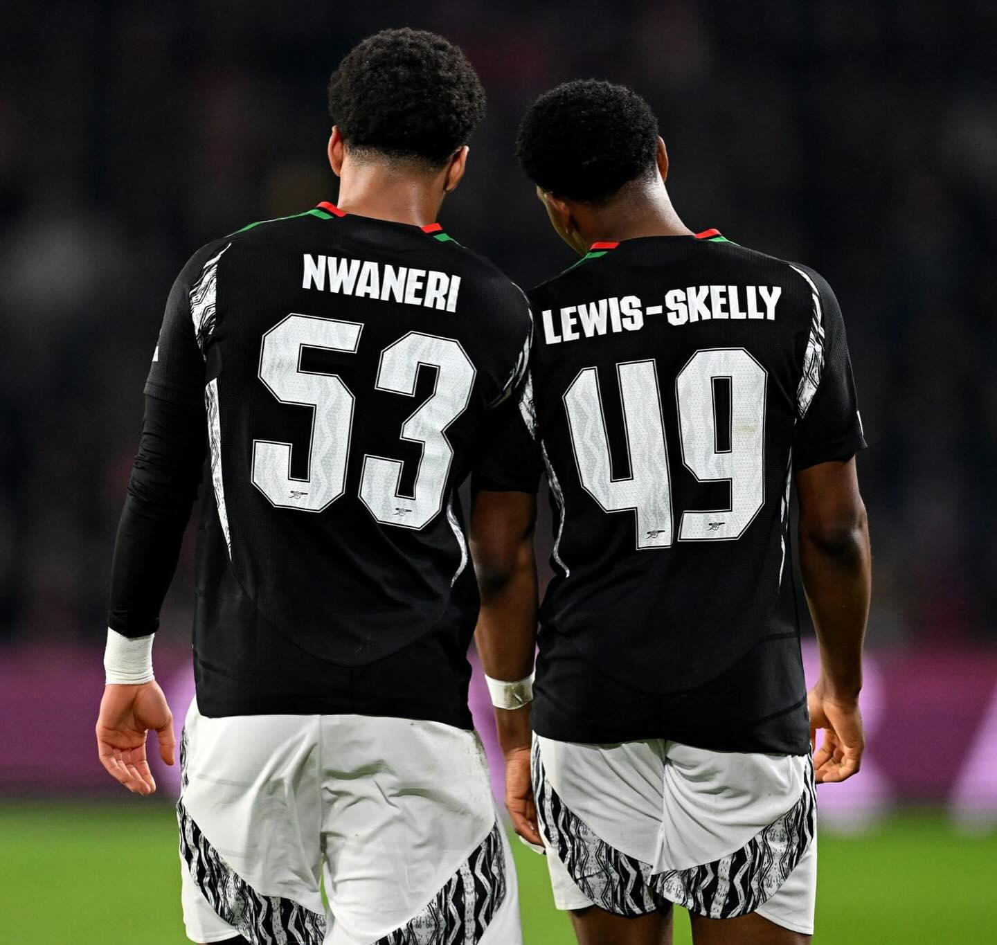 热刺客场拿分，阿森纳遭遇连败的简单介绍